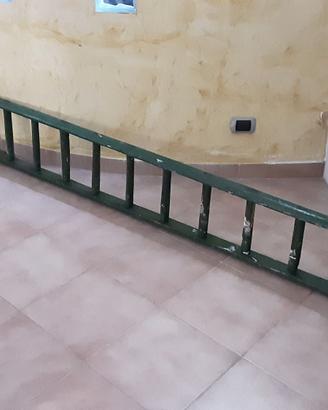 Scala in legno