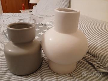 coppia di vasi di terracotta 