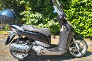 Honda sh 300