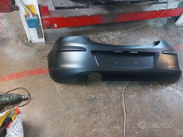 paraurti  posteriore  opel corsa  5 porte 