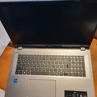 Acer Aspire 17" i7 13640h 16gb ssd 1 tb mai usato