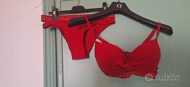 bikini rosso