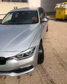 BMW 318d Touring xdrive Luxury