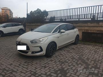 DS5 sport-chic IBRIDA diesel-elettrico