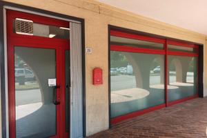 Negozio/ ufficio /magazzino-logistica