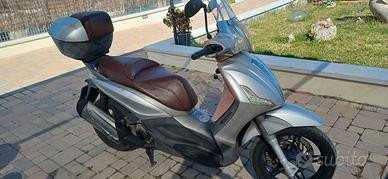 Beverly 300 gommato nuovo