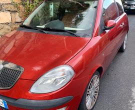 Lancia ypsilon cambio automatico