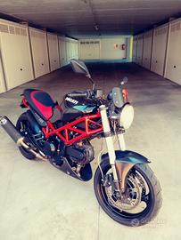 Ducati Monster 695