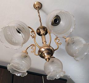 lampadario dorato 5 bocce vetro