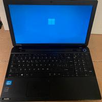 Toshiba Satellite hd500gb ram 4gb windows 11