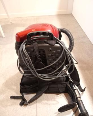 Aspirapolvere a zaino