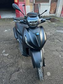 Piaggio Beverly 300 hpe