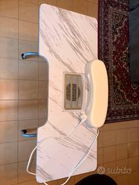 Tavolino estetico per manicure