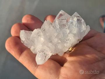 Minerals Quarzo Carrara Centro Geode Piastra