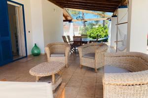 Villino indipendente a Torre Lapillo