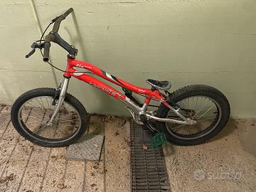 Bici da trial monty