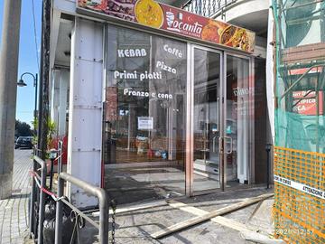 Immobile di 170 m² con 1 locale a Mercato San Seve
