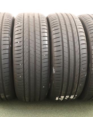 Gomme Pirelli Scorpion 235 55 18 estate