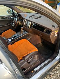 PORSCHE Macan - 2014