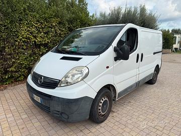 Opel Vivaro 2.0 Turbo Diesel – Anno 2008