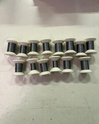 Filo metallizzato argento da ricamo