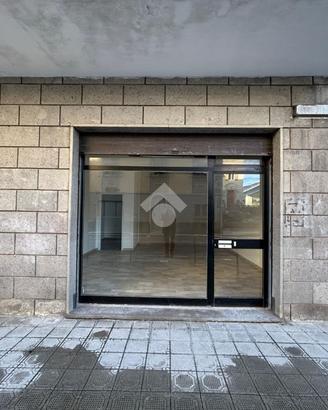 NEGOZIO A CHIAVARI