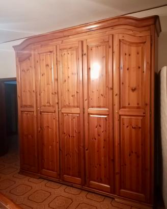 SET ARMADIO E COMODINI