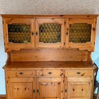 Credenza in legno massello pregiato – Vetrina