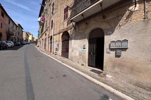 3 LOCALI A GROTTE DI CASTRO