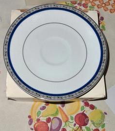 tazza caffè con piattino