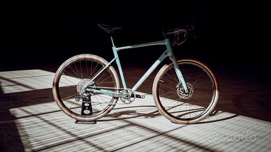 Gravel CUBE Nuroad Pro
