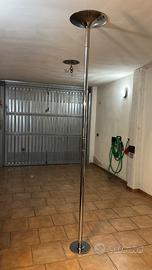 Palo a pressione pole dance