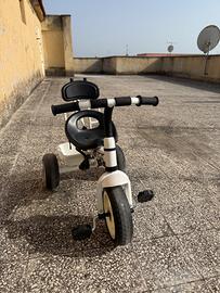 Triciclo in acciaio leggero per bambini 3 anni