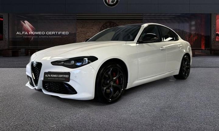 Alfa Romeo Giulia 2.2 TD 210cv Tributo Italia...