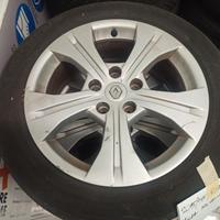 Cerchi Renault 17" Gommati