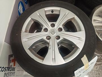 Cerchi Renault 17" Gommati