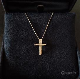 Collana con croce in argento 