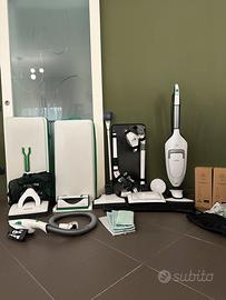 Folletto VK 220 S con kit completo