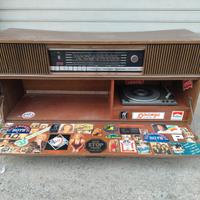 mobile radio grundig con giradischi