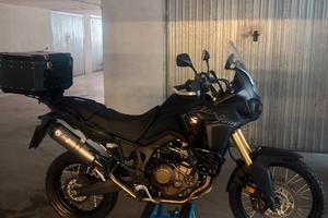 Africa Twin 1000L Manuale