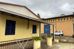 Casa più capannone Rent to Buy