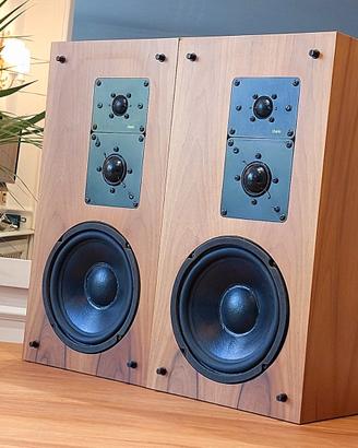 Chario .►The Monitor◄. Bobo