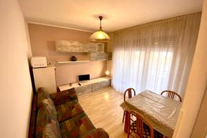 Ampia stanza doppia ristrutturata