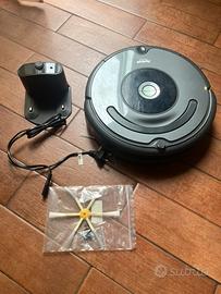 IRobot Roomba 675 + Accessorio
