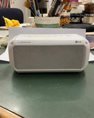 altoparlante Bluetooth portatile LG PK3