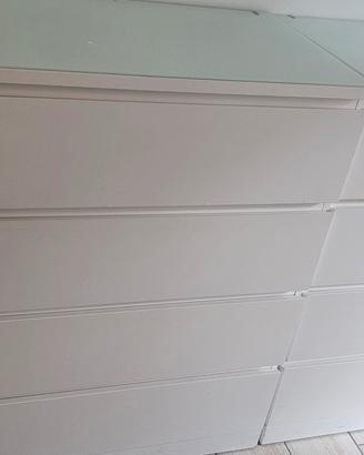 2 cassettiere ikea  malm bianco con vetro 
