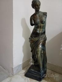 statua
