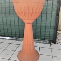 vasi con piedistallo