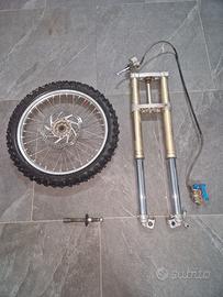 Avantreno completo showa 47