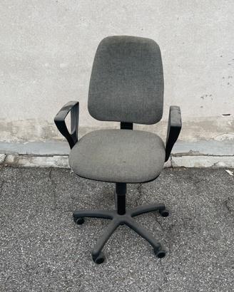 sedia da ufficio tesusto grigio